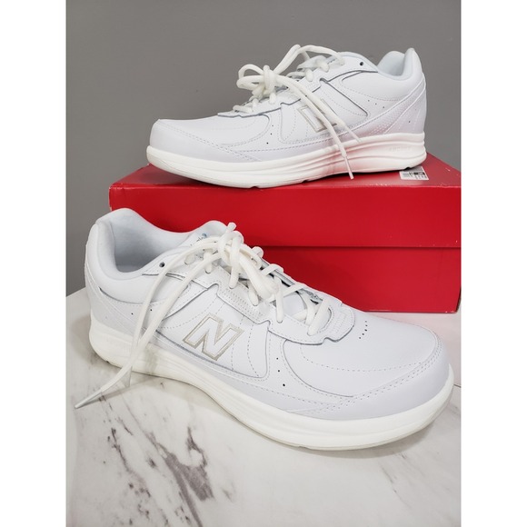 SIZE 12.5 EXRTA NARROW AA New Balance Women's 577 V1 Lace-up Walking Shose White - Picture 1 of 8
